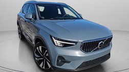 2023 Volvo XC40 B5 Plus Bright Theme