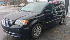 2016 Chrysler Town and Country Touring