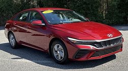 2025 Hyundai Elantra SE