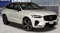 2025 Volvo XC60 B5 Ultra Dark Theme