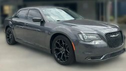 2019 Chrysler 300 Touring
