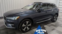 2023 Volvo XC60 Recharge T8 Core Bright Theme