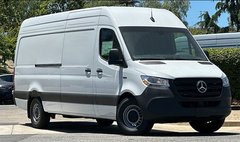 2024 Mercedes-Benz eSprinter 2500