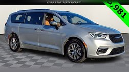 2023 Chrysler Pacifica Hybrid Pinnacle