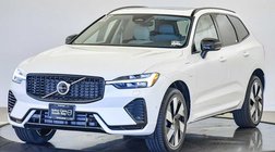 2025 Volvo XC60 T8 Plus Dark Theme