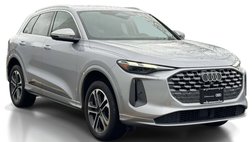 2025 Audi Q5 quattro Premium TFSI