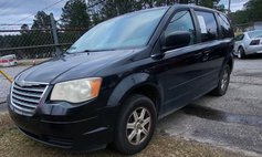 2010 Chrysler Town and Country LX