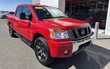 2012 Nissan Titan SV
