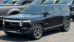 2023 Rivian R1S Adventure