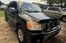 2014 Nissan Titan SV