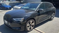 2022 Audi e-tron quattro Premium Plus