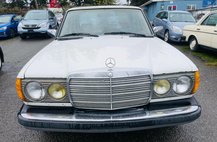 1982 Mercedes-Benz 240-Class 240 D