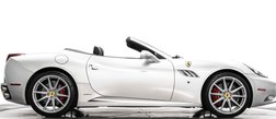 2013 Ferrari California Base