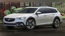 2019 Buick Regal TourX Essence