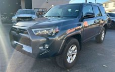 2022 Toyota 4Runner SR5
