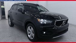 2022 Volvo XC40 T5 Momentum