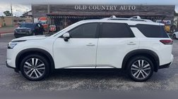 2022 Nissan Pathfinder Platinum