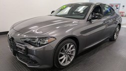 2025 Alfa Romeo Giulia Base