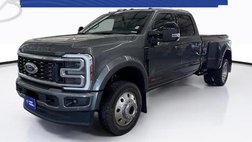 2025 Ford F-450 Super Duty Platinum