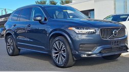 2022 Volvo XC90 T6 Momentum 6-Passenger