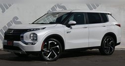 2023 Mitsubishi Outlander PHEV SE
