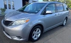 2014 Toyota Sienna LE