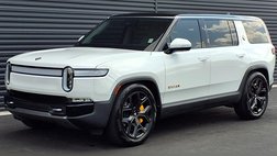2023 Rivian R1S Adventure