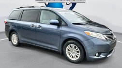 2016 Toyota Sienna XLE 7-Passenger Auto Access Seat