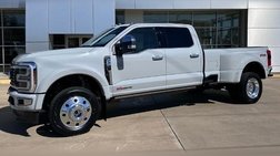 2026 Ford F-450 Super Duty Platinum