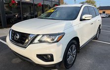 2020 Nissan Pathfinder SV