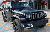 2025 Jeep Wrangler Sahara 4WD