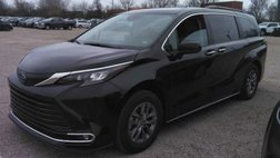2024 Toyota Sienna XLE 7-Passenger