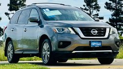 2018 Nissan Pathfinder SV