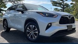 2023 Toyota Highlander Hybrid XLE