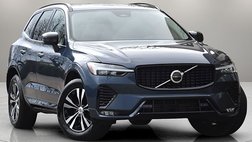 2025 Volvo XC60 B5 Core Dark Theme