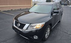 2016 Nissan Pathfinder SV