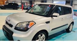 2011 Kia Soul +