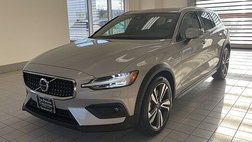 2025 Volvo V60 Cross Country B5 Plus