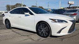 2022 Lexus ES 300h Base