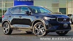 2025 Volvo XC40 B5 Core Bright Theme