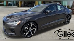 2023 Volvo S60 B5 Core Dark Theme