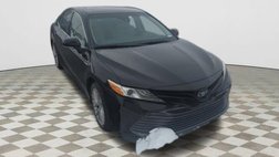 2020 Toyota Camry Hybrid XLE