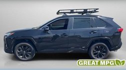 2022 Toyota RAV4 Hybrid SE