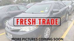 2014 Toyota Camry Hybrid LE