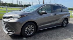 2022 Toyota Sienna XLE 7-Passenger
