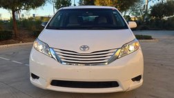 2017 Toyota Sienna LE