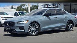 2022 Volvo S60 B5 Momentum