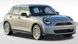 2025 MINI Hardtop Cooper S Signature Trim