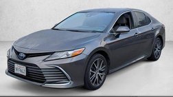2023 Toyota Camry Hybrid XLE