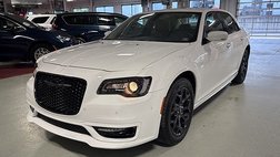 2023 Chrysler 300 Touring L